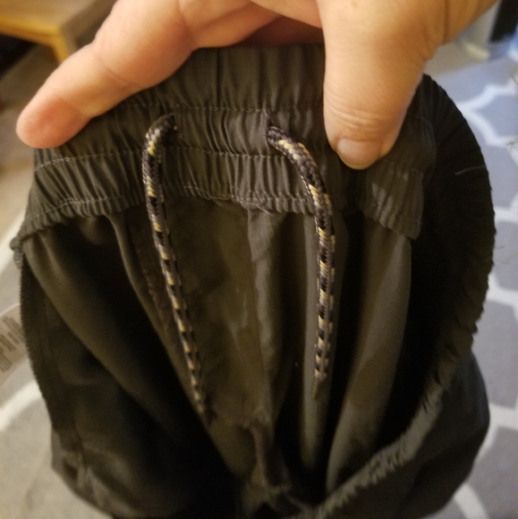 SOLD-Columbia waterproof hiking pants - Picture 6 of 6